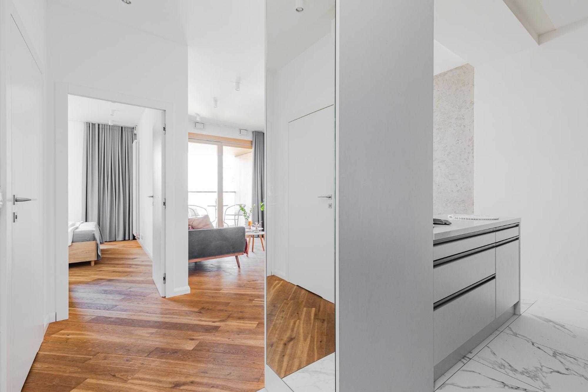 Superapart Kolejowa 49A Warsaw Luaran gambar